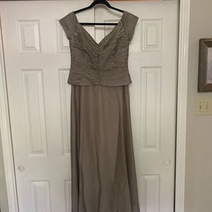 Evening wear beautiful gathered too long dress